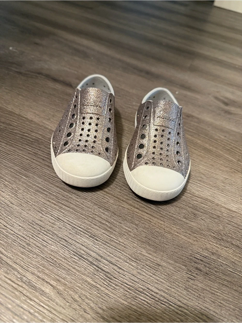 Native Shoes slip water